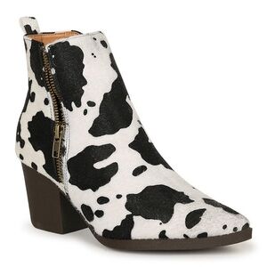 Mata black & white zip up ankle boots